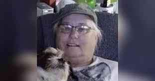 Elena Dillard's Instagram, Twitter & Facebook