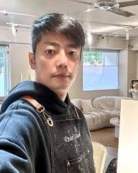 Edison Chang's Instagram, Twitter & Facebook