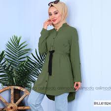 Etek Ucu Asimetrik Kesim Olan Tunik Ic Gostermeyen Yazlik Kumas Modeline Sahiptir Tunik Dugmeli Ve Bel Kusakli Olmakla Birlikte Haki Triko Tunik Moda Stilleri