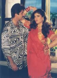 Gharwali Baharwali 1998 Photo Gallery Posters Movie Stills Event Images Cinestaan In 2020 Bollywood Stars People Videos Image