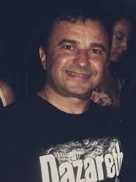 Виктор павлик с сыном павлом напомним, что рак у сына виктора павлика обнаружили в 2018 году. Mladshij Syn Pevca Viktora Pavlika Skonchalsya Ot Raka Mk