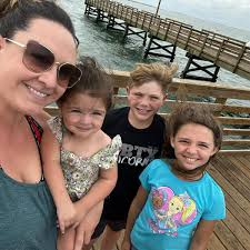 Who can cut my grass in Seguin, Texas?