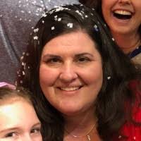 Dana Bayer's Instagram, Twitter & Facebook