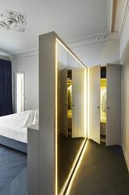 Der feng shui einwand gegen spiegel in schlafzimmer hat damit zu tun, dass diese einen starken energiefluss verursachen. Tipps Fur Elegante Gestaltung Mit Spiegel Im Schlafzimmer Freshouse