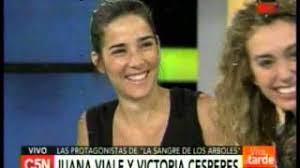03 de diciembre de 2015. C5n Viva La Tarde Juana Viale Y Victoria Cesperes Protagonistas De La Sangre De Los Arboles Youtube