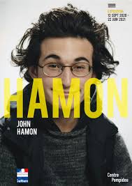 On a causé art avec John Hamon, l'artiste qui placarde et projette sa tête  partout (même sur la tour Eiffel)