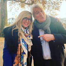 Symptoms include tremors, slow movements and stiffness. Emma Barnett On Twitter Steptoe And Daughter His Idea For Our Double Act Not Mine Thoughts Great Fun Larking About With A Certain Jeremy Paxman Outside Buckingham Palace Shooting The Final Part Of