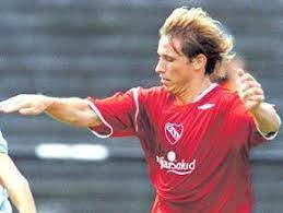 Lucas biglia arjantin'in mercedes şehrinde doğmuştur. Pyes Òiigs Yeditioi Ver Tema Lucas Biglia 2005 2006 Independiente De Avellaneda Futbol Argentino Futbol