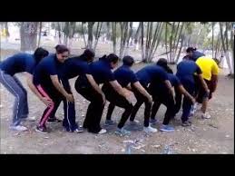 Competitivo, de relevos, de cumpleaños, movido ░ por equipos ░ de 6 a 12 años ░ de 8 a 24 jugadores ░ interior/exterior ░ 15 minutos ░ materiales: Juegos Recreativos Part Uno Youtube Team Building Games Team Games Warm Up Games