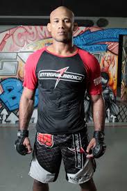 Resultado de imagem para ronaldo souza