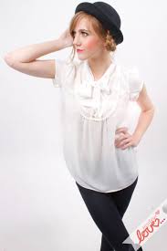 Wir überraschen durch exquisite geschenke für den. Hochzeitskollektion Mydearlove Massgeschneiderte Brautmode Und Streetwear Im Boho Und Vintagestil Aus Dem Erzgebirge