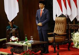 Jokowi meresmikan fasilitasp pengolahan sampah menjadi energi listrik (psel) di tempat pembuangan akhir (tpa) benowo, kota surabaya, kamis (6/5/2021). The Real Jokowi Is No Corruption Buster East Asia Forum