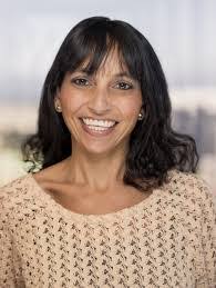 Lisa Gaston's Instagram, Twitter & Facebook