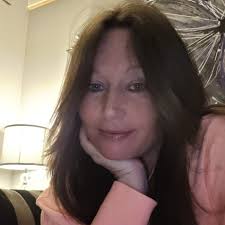 What's everyone's favorite food or drink to bring camping but never just  eat at home?