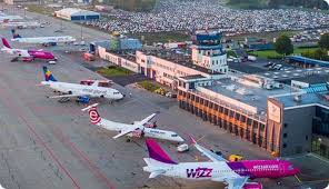 Co oczywiste, organizujemy także dojazd busem w odwrotnej relacji, czyli na lotnisko. Nowy Terminal Lotniska Katowice Liczba Pasazerow Katowice Pyrzowice