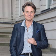 Ihren ersten drehtag diana staehly bei 'gzsz' bereits hinter sich. Gzsz Wolfgang Bahro Kritische Worte Zum Serienausstieg Gala De