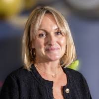 30+ "Sarah Hayter" profiles