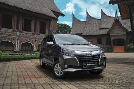 Toyota Avanza 1 3 G Mt Jadi Mobil Terlaris Ini Alasannya Carvaganza Com