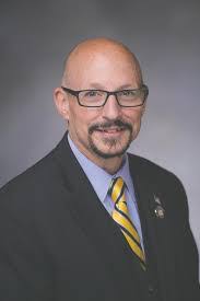 Matthew Ketcham's Instagram, Twitter & Facebook