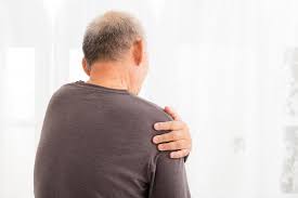 Various types of injuries and degenerative conditions can cause the shoulder to become painful. Frozen Shoulder Causes Symptoms And Treatments