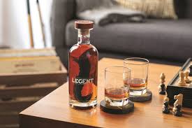 Created by suntory's chief blender shinji fukuyo, the brand is available in two. Jim Beam Suntory Overcome Culture Clash To Make Upscale Bourbon Bloomberg