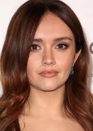 Fan Casting Olivia Cooke as Daphne Dean in The Many Loves of The Flash(es) 