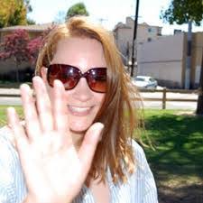 Leigh Beckman's Instagram, Twitter & Facebook