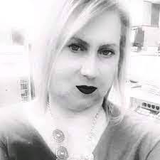 Danielle Murawski's Instagram, Twitter & Facebook