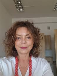 Prof. Agnieszka Szuster-Ciesielska