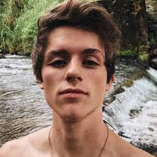 DYLAN LUKE DAUZAT (@DYLANATOR1357)