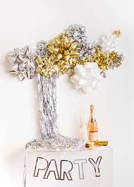 Holiday Gift Bow Wall Oh Happy Day Valentines Party Backdrops For Parties Diy Party Decorations