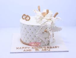 One of the hardest things to experience is the loss of your spouse. Ring Theme Anniversary Cake Red Cake Design Love Cake Birthday Cakes