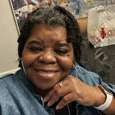 Yvette Daniels's Instagram, Twitter & Facebook