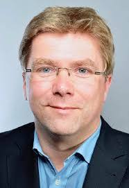 Christian Hipp's Instagram, Twitter & Facebook