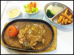 Known as an iconic and oldest restaurant in kuala lumpur, the coliseum café located at jalan tuanku abdul rahman has decided to permanently shut down their operations. Coliseum Cafe Grill Room Plaza 33 Pj I M Saimatkong
