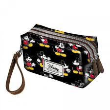 Epingle Par Biasazenha Sur Trousse Et Pochette Sac A Dos Nike Sac A Main Disney Sacs Design