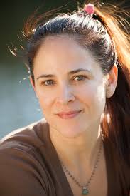 Detailed Listing of Iyengar Presenters: navayogimarga.com)