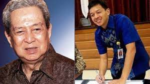 Keluarga hartono ternyata masuk peringkat 22 keluarga terkaya di dunia. Bapaknya Orang Terkaya Di Indonesia Anak Bos Djarum Ini Cuek Bepergian Pakai Sepatu Jebol Tribun Batam