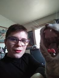 I tried taking a selfie with the cat