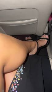Samantha Franks Feet << wikiFeet