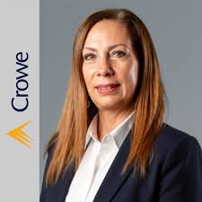 Sonia Crowe's Instagram, Twitter & Facebook