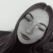 Alix Auguste's Instagram, Twitter & Facebook