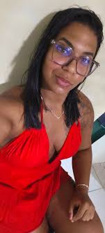 Sou solteiro sim e vc é casada ou é presa à águem