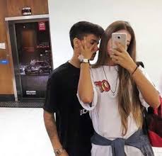 Foto selfie bareng pacar yang romantis. 25 Foto Keren Kekinian Bareng Pacar Gambar Keren Hd Gambar Keren Fotografi Gambar