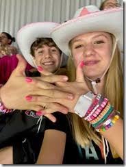 Terrell Henson's Instagram, Twitter & Facebook