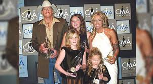 I'm going to stream his new. Alan Jackson S Daughters Look All Grown Up And Gorgeous At Red Carpet Event Classic Country Music