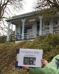 Twilight has inspired such adoring fans that the real forks,a tiny former logging town. Forks Washington Not The Only Town To Benefit From Twilight Hollywoodnews Com