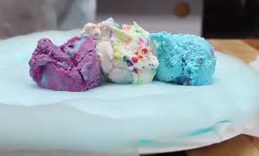 So how is this truly innovative version of the classic burrito created? Cotton Candy Burrito Burrito Filled With Ice Cream Horecatrends Com