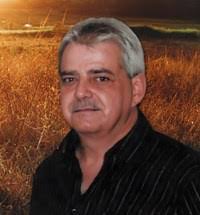 Daniel Houle's Instagram, Twitter & Facebook