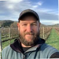 90+ “Mike Saunders” profil